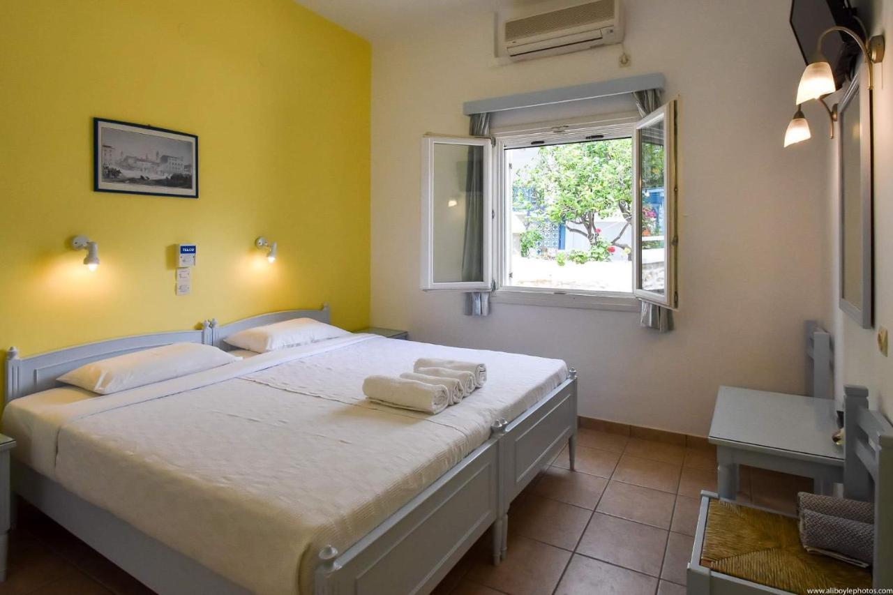 Hotel Ivi Drios Exterior photo